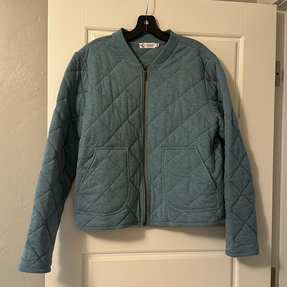 Carve Designs quilted blue (teal) jacket, sz large.